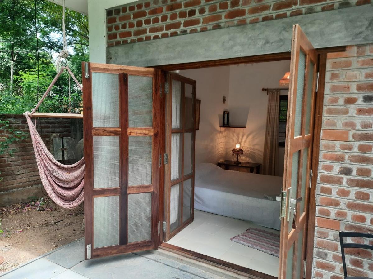 Isai Ambalam guest house Pondicherry Bagian luar foto