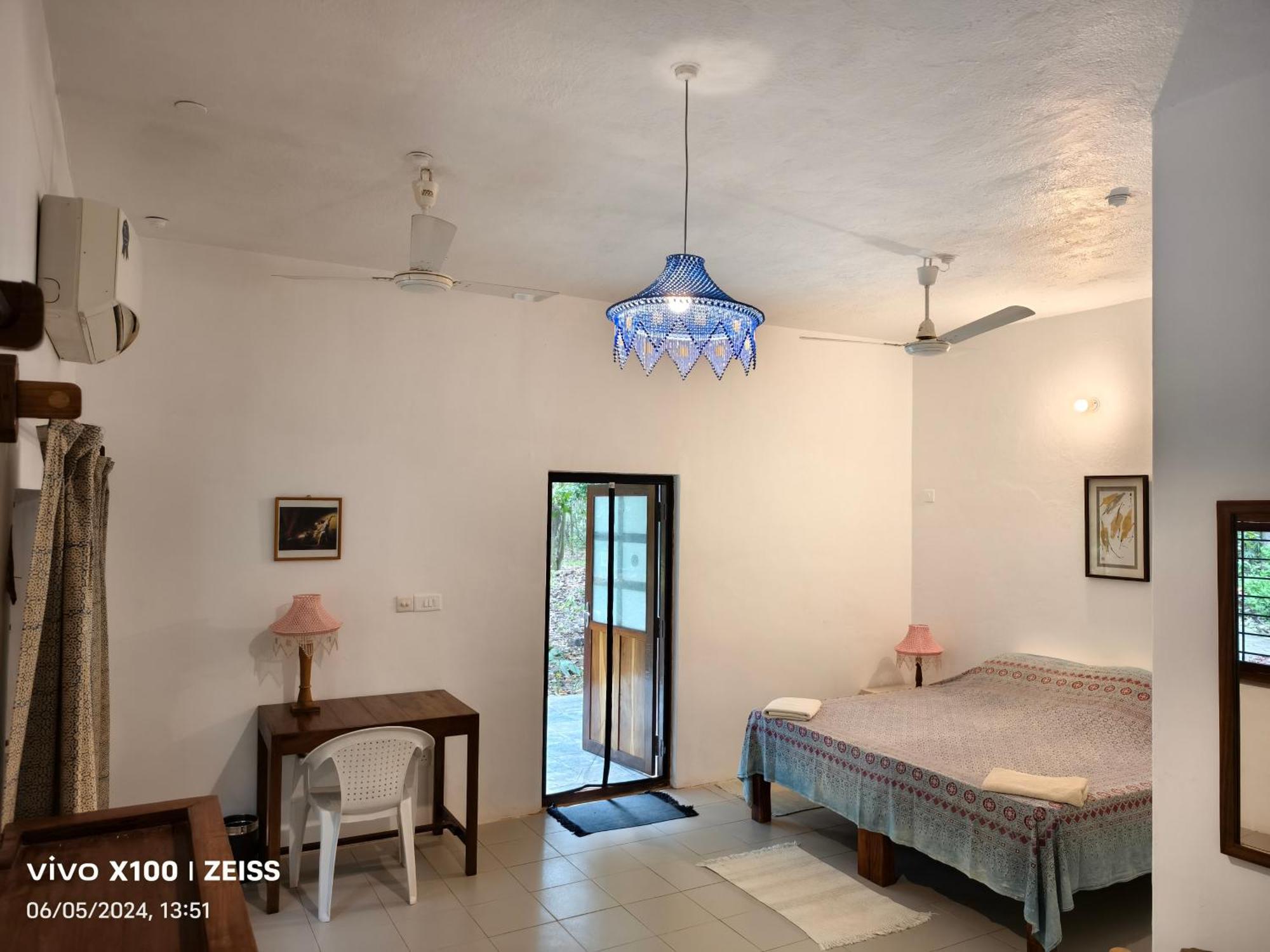 Isai Ambalam guest house Pondicherry Bagian luar foto
