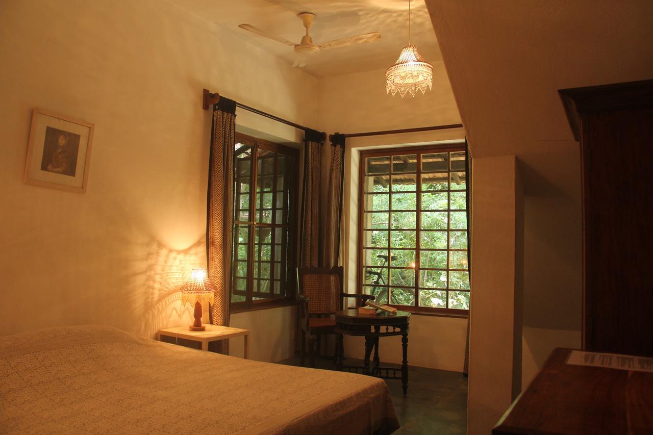 Isai Ambalam guest house Pondicherry Bagian luar foto