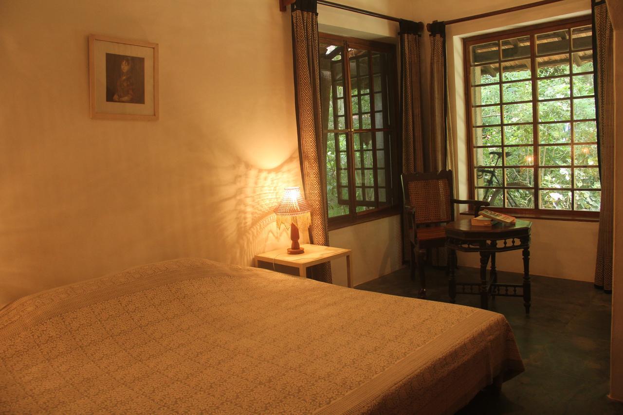Isai Ambalam guest house Pondicherry Bagian luar foto
