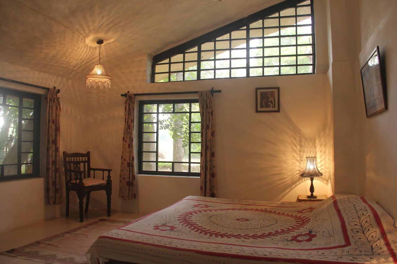 Isai Ambalam guest house Pondicherry Bagian luar foto