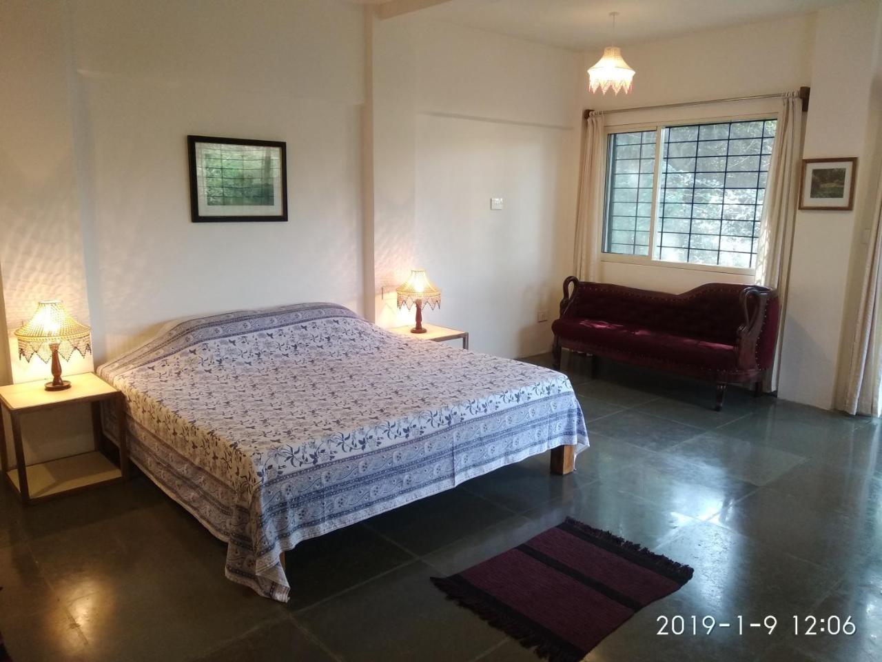 Isai Ambalam guest house Pondicherry Bagian luar foto
